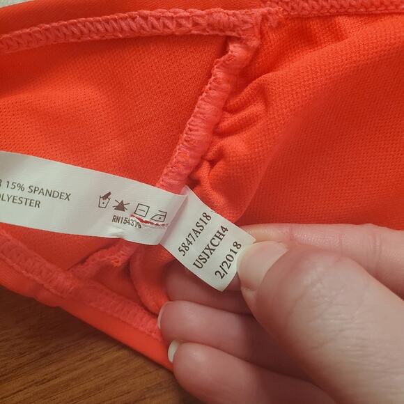 LIVE LOVE DREAM AEROPOSTALE HIGH NECK BIKINI TOP NEW WITHOUT TAGS MEDIUM RED - Picture 11 of 12